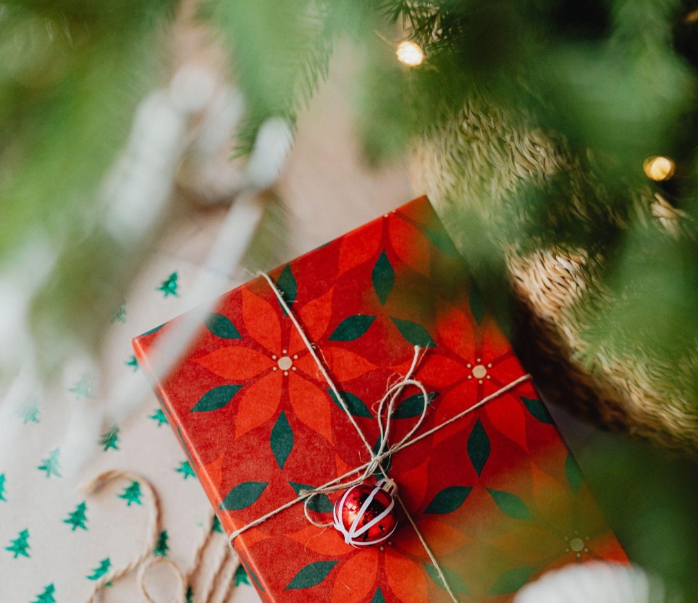 Celebrate the Season with a 9ft Christmas Tree